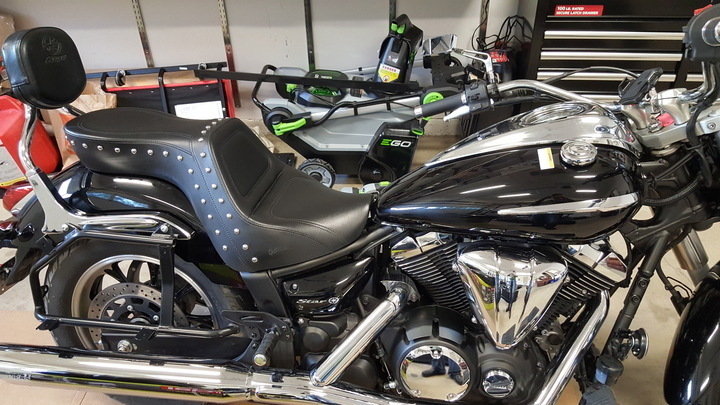 v star 950 seat