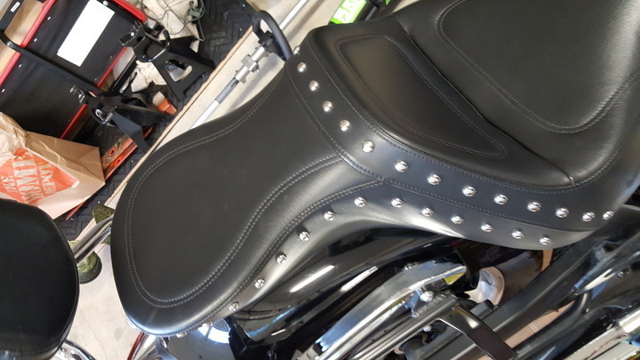v star 950 seat