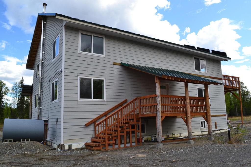 Alaska's List Homes OffGrid Home on 4