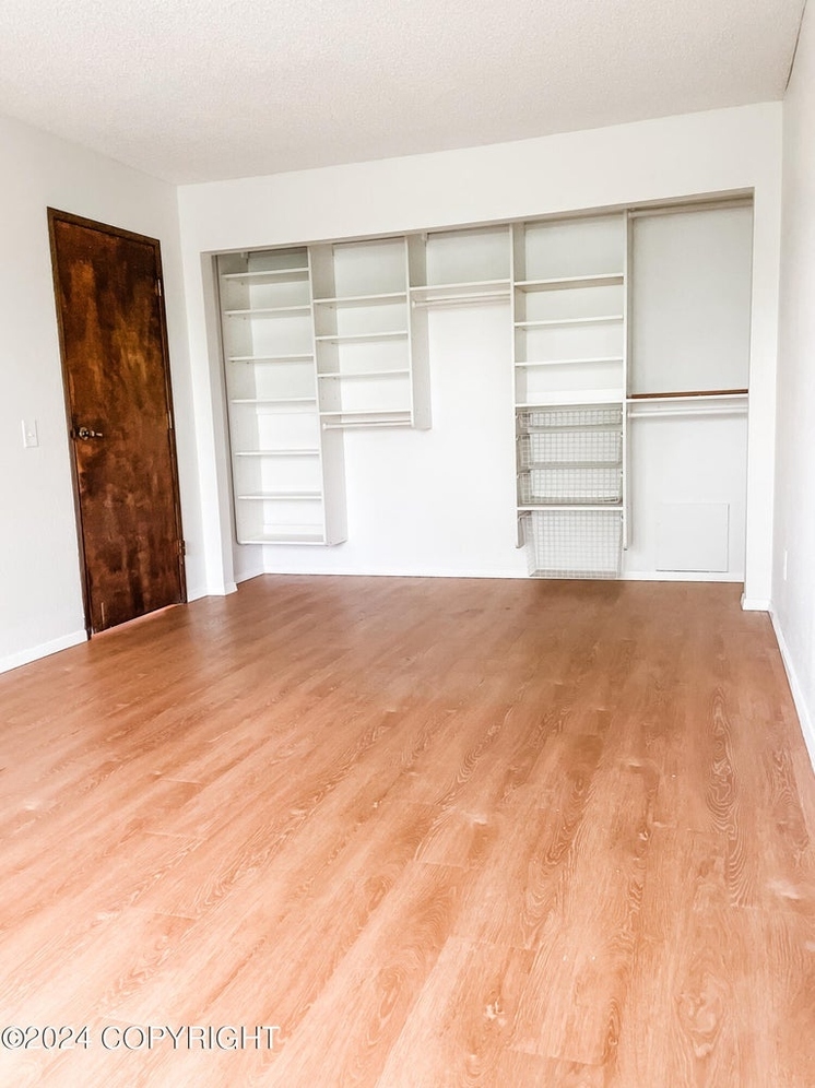 Alaska's List Condos & Townhomes For Sale W