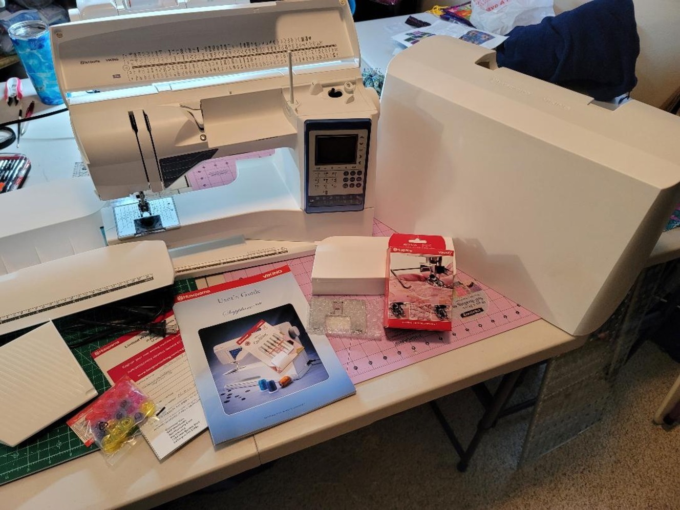 Alaska's List Viking Sapphire 930 Sewing Machine